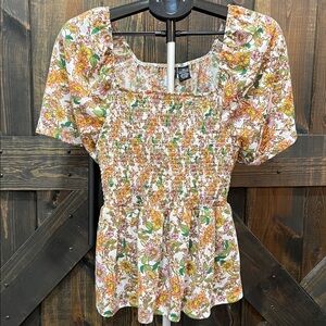 Kristin Nicole Floral Boho Top 2X Smocked Puff Sleeves Flowy Hem Peplum Look Y2K